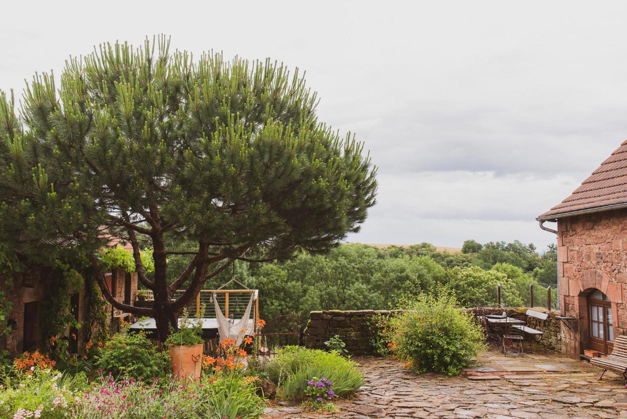 コロンジュ＝ラ＝ルージュ La Douce France Bed & Breakfast エクステリア 写真