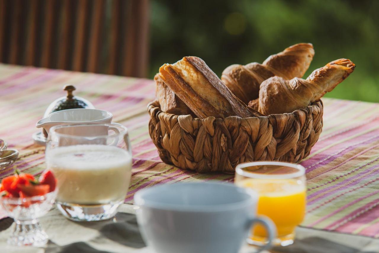 コロンジュ＝ラ＝ルージュ La Douce France Bed & Breakfast エクステリア 写真